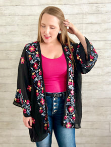  FLOWER EMBROIDERED KIMONO WITH MATCHING EARRINGS