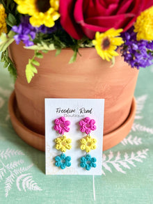  THREE TIER FLOWER DANGLE EARRINGS