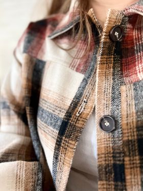 CAMEL/RUST PLAID OVERSIZED SHACKET